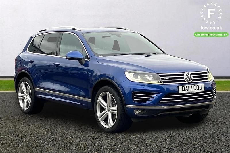 Blue Used 2017 VW Touareg R-line Plus SUV | £20,099 (Fair price) - Image 1/3