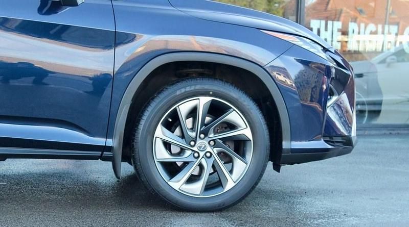 Used Lexus RX450hL 2018 Blue Estate