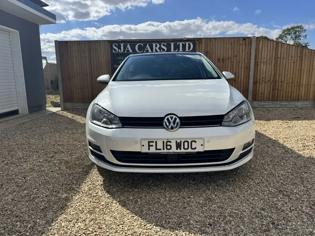 Used VW Golf VII GT 2016 White Hatchback