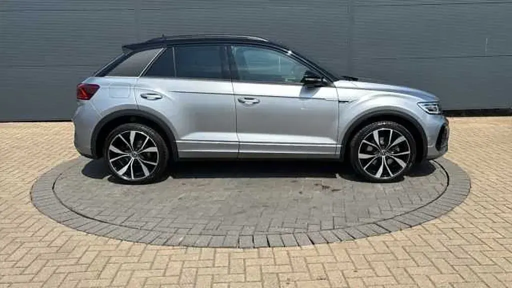 Used VW T-Roc 150 HP (110 kW) 2025 SUV