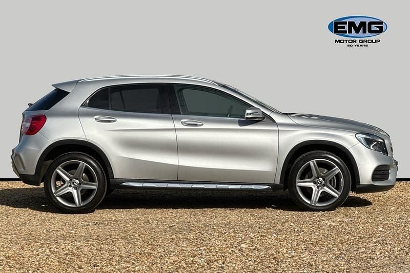 Used Mercedes GLA220 AMG line 170 HP (125 kW) 2018 Silver SUV