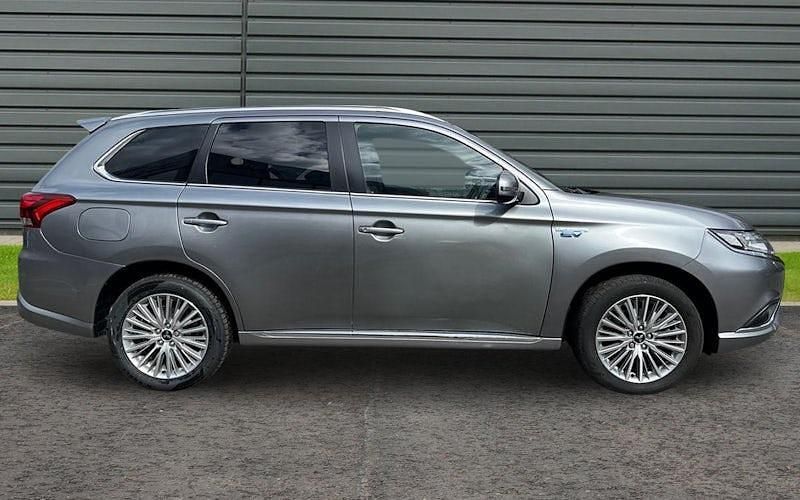 Used Mitsubishi Outlander P-HEV 224 HP (164 kW) 2020 Estate
