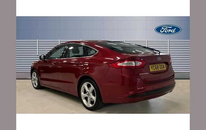 Used Ford Mondeo Titanium 150 HP (110 kW) 2018 Red Hatchback