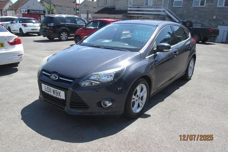 Grey Used 2011 Ford Focus Zetec Hatchback | £3,999 (Fair price) - Image 1/1