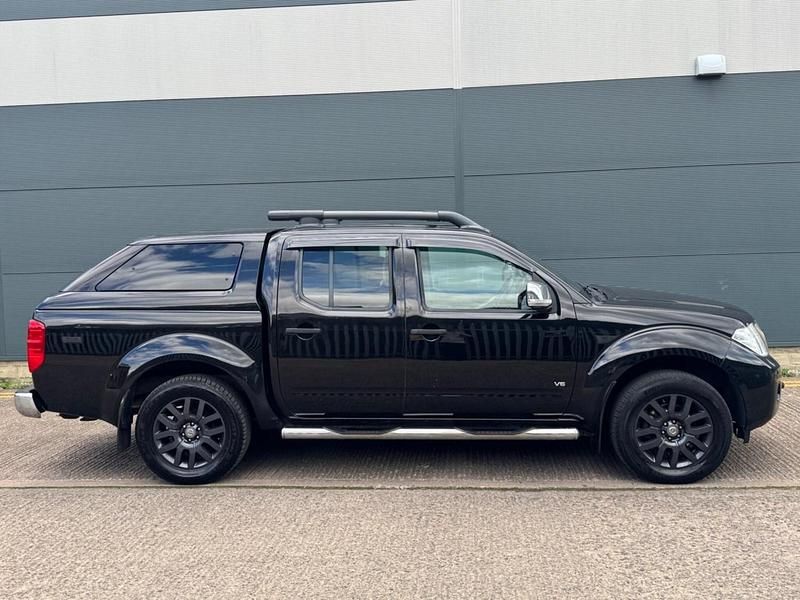 Used Nissan Navara 2010 Black Pickup