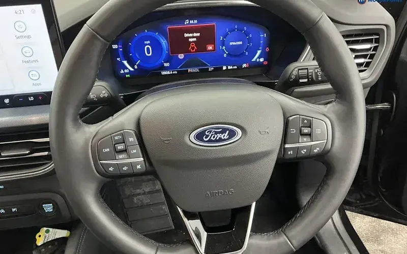 Used Ford Focus Active X 155 HP (114 kW) 2024 Black Estate
