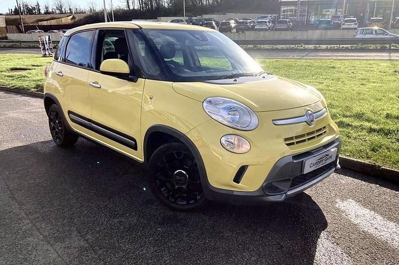 Used Fiat 500L Trekking 2013 Yellow MPV