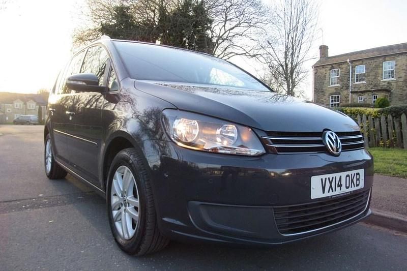 Used VW Touran SE 105 HP (77 kW) 2014 Grey MPV
