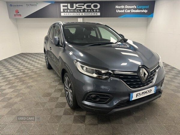 Grey Used 2019 Renault Kadjar Iconic SUV | £10,990 (Fair price) - Image 1/4