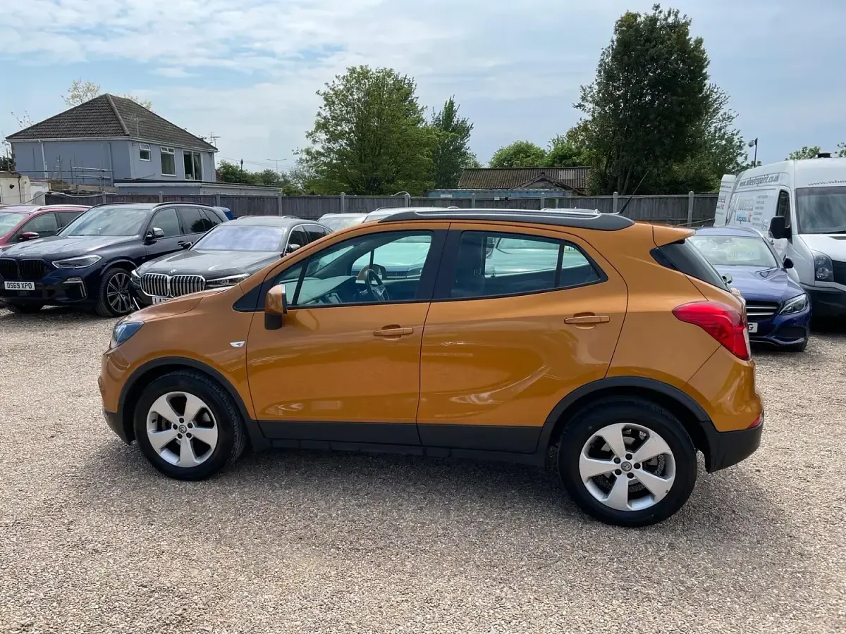 Used Vauxhall Mokka X Active 140 HP (102 kW) 2019 Orange SUV