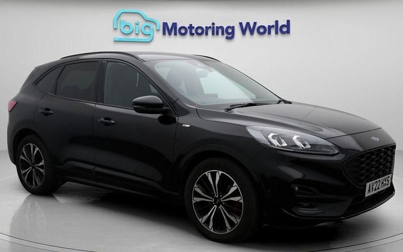 Used 2022 Ford Kuga ST-Line X SUV | £18,500 (Fair price) - Image 1/4