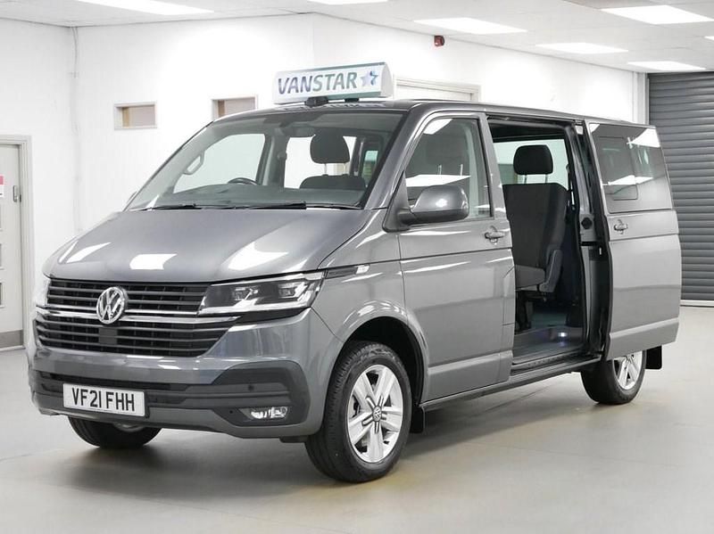 Used VW Transporter Highline 204 HP (150 kW) 2021 Grey Van