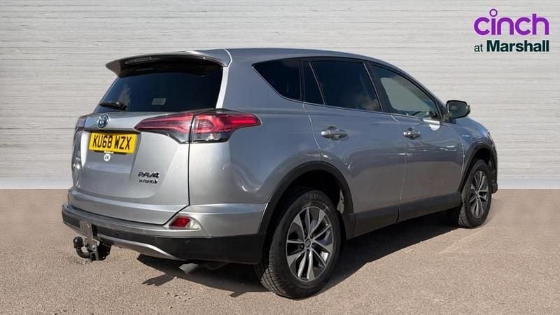 Used Toyota RAV4 Hybrid 197 HP (144 kW) 2018 Silver SUV