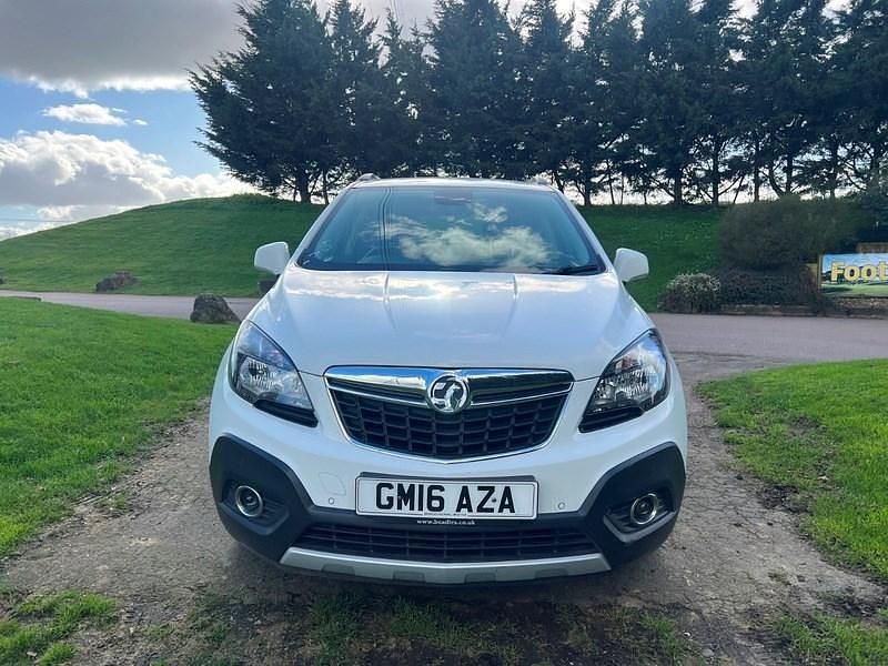 Used Vauxhall Mokka S 140 HP (102 kW) 2016 White SUV