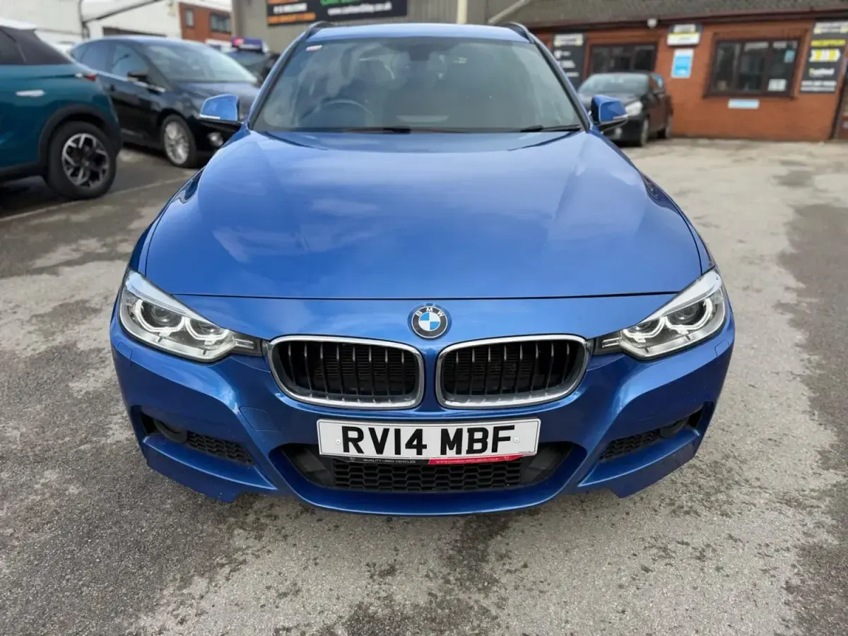 Usado BMW 320 M Sport 2014 Azul Familiar