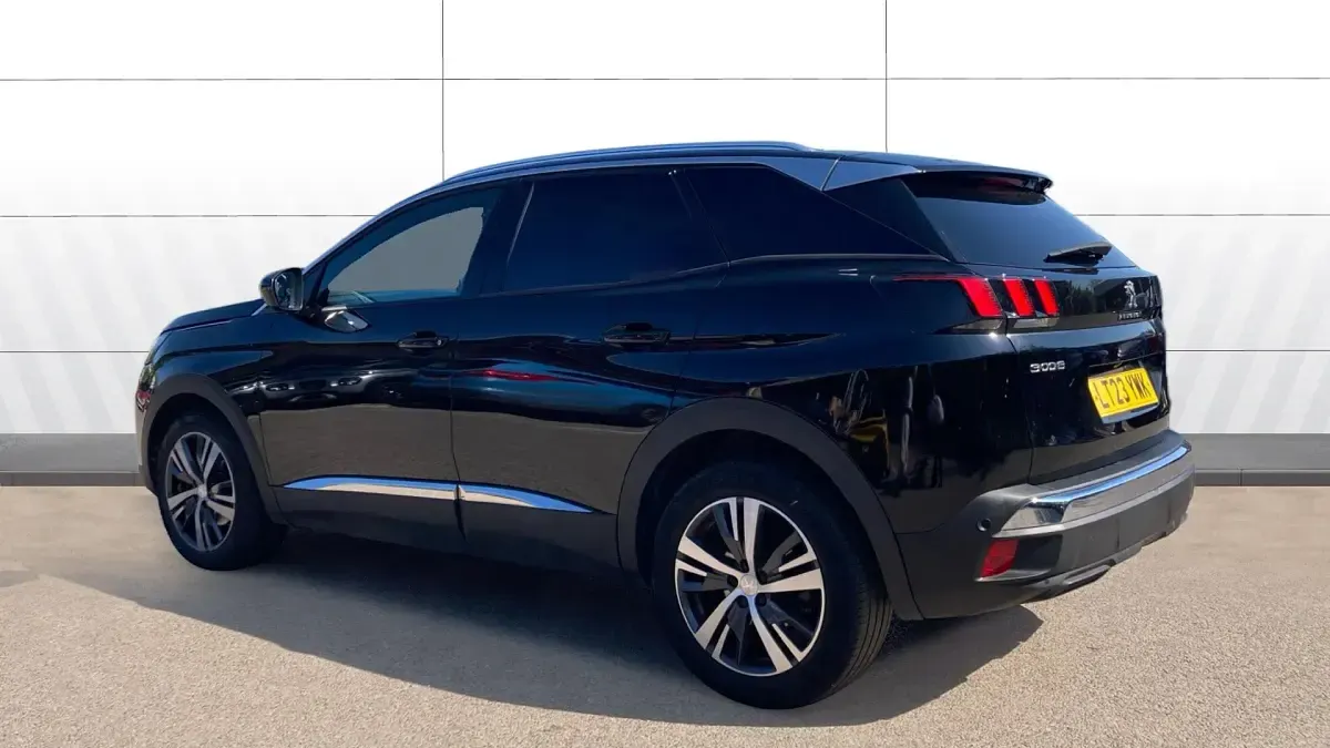 Used Peugeot 3008 Allure+ 131 HP (96 kW) 2023 Black SUV