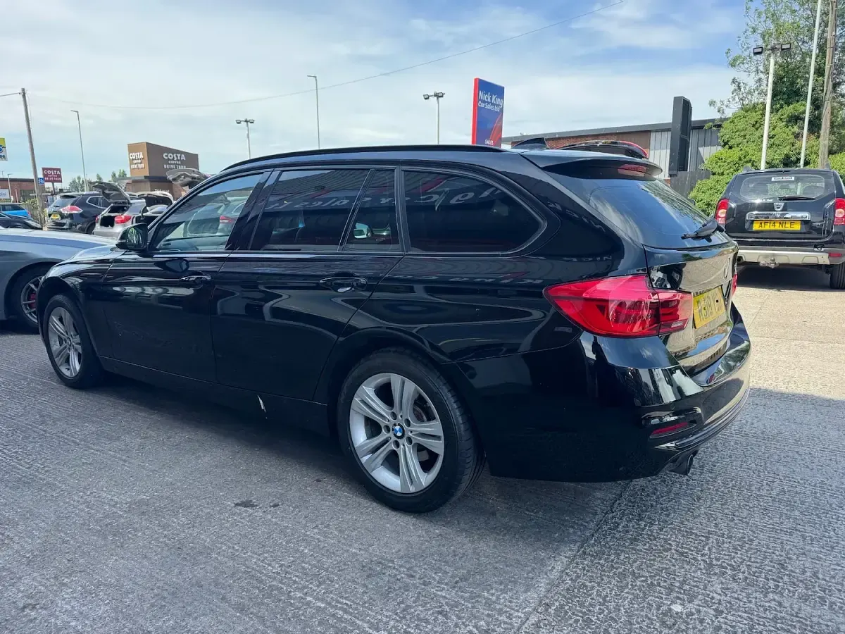 Used BMW 316 Sport Line 2019 Black Estate