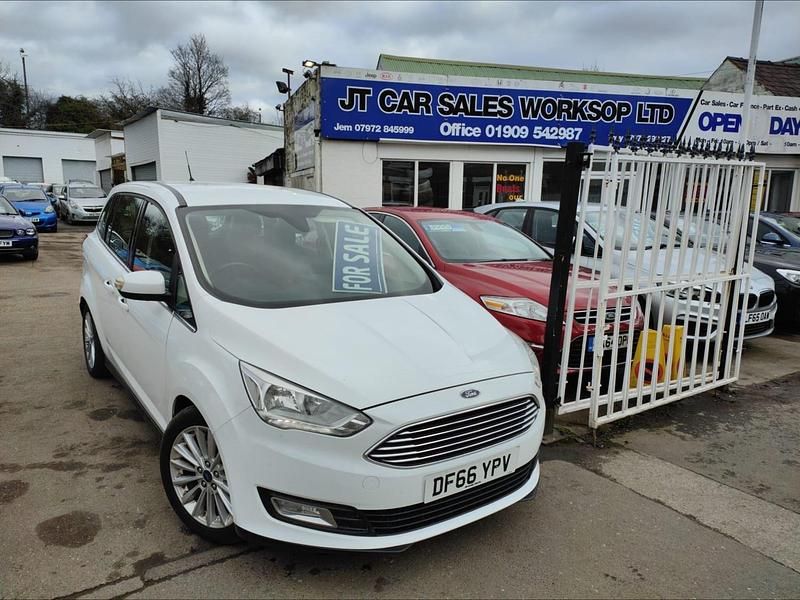 Used Ford Grand C-Max Titanium 125 HP (91 kW) 2016 White MPV