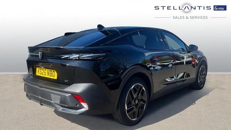 Usado Peugeot 408 GT 134 CV (98 kW) 2025 Negro SUV