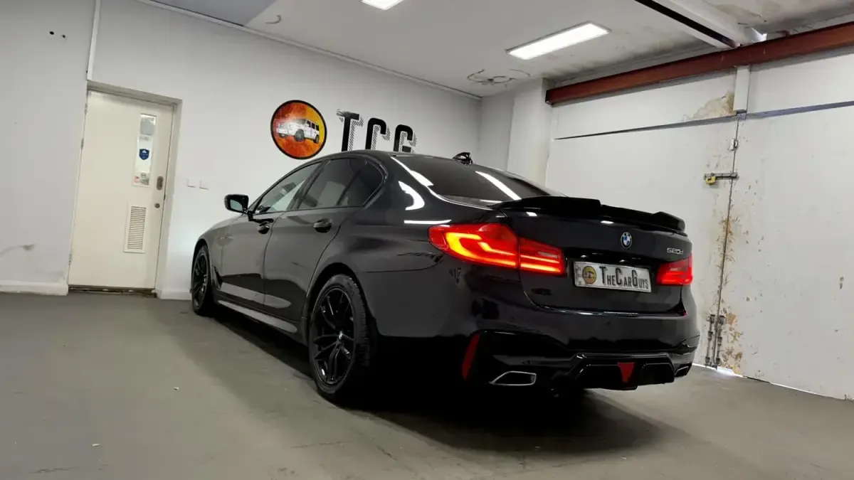 Gebraucht BMW 520 M Sport 2019 Schwarz Limousine