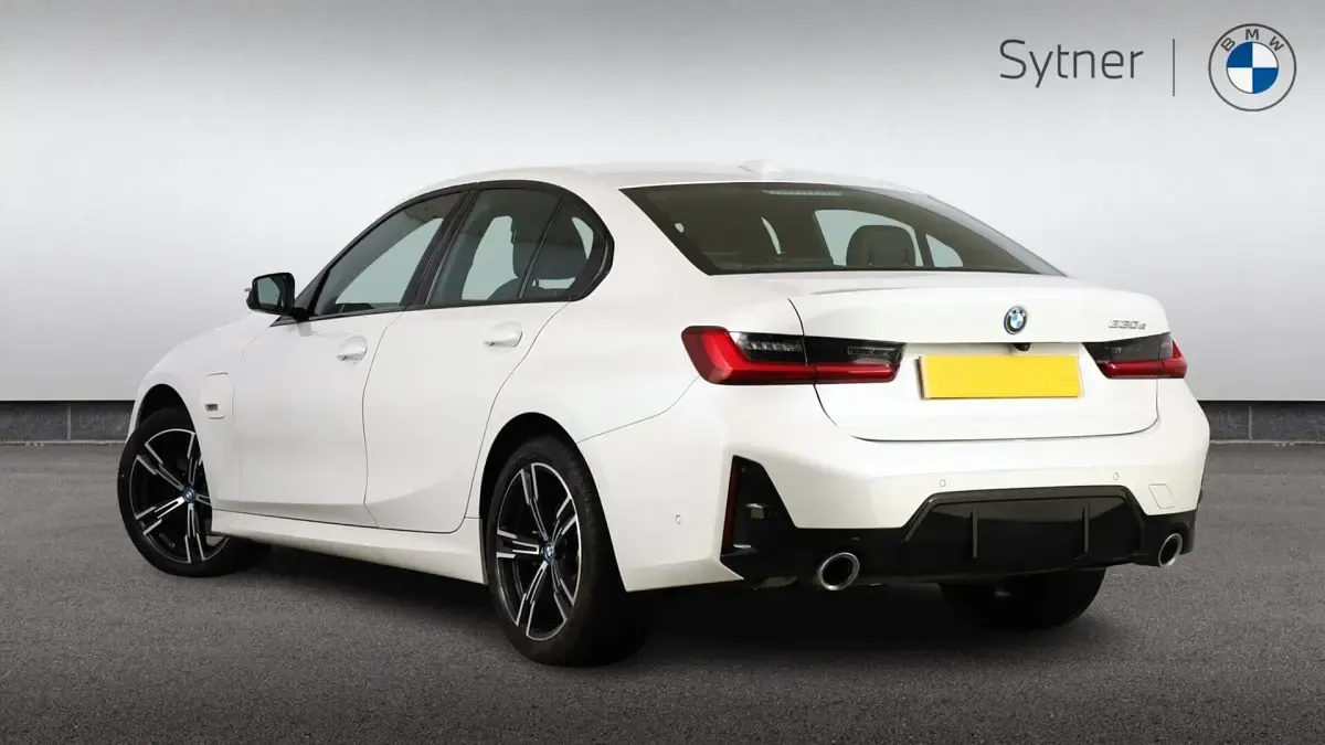 Used BMW 330 M Sport 288 HP (211 kW) 2023 White