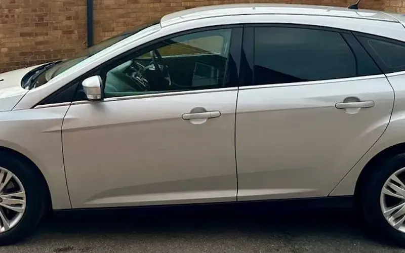 Used Ford Focus Titanium 101 HP (74 kW) 2014 Silver Hatchback