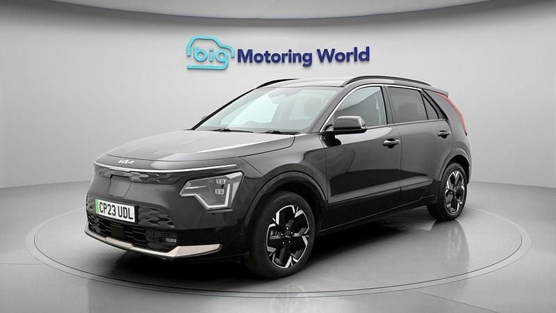Used Kia e-Niro 147 kW (201 HP) 2023 SUV