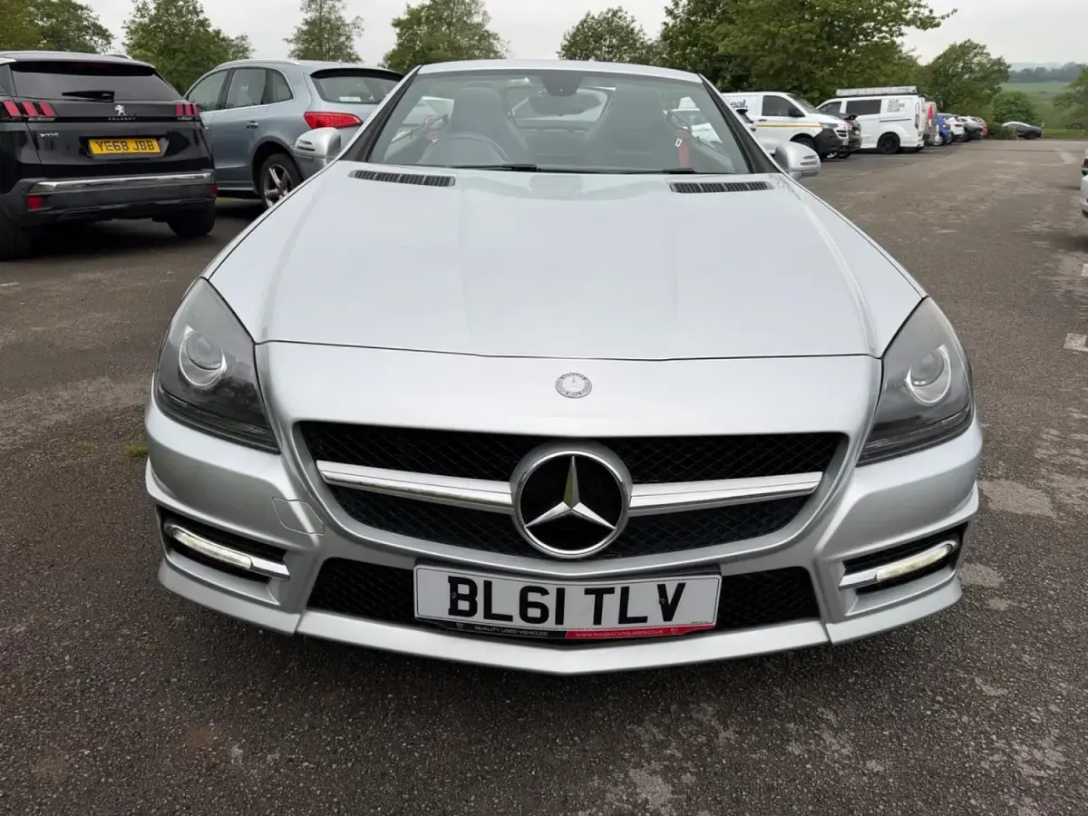 Usado Mercedes SLK200 AMG 2012 Prateado Cabrios