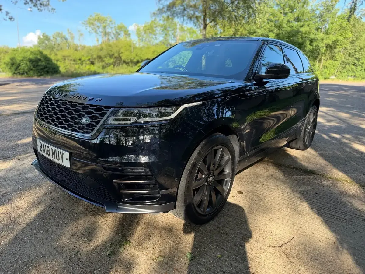 Used Land Rover Range Rover Velar HSE Dynamic 250 HP (183 kW) 2018 Black SUV