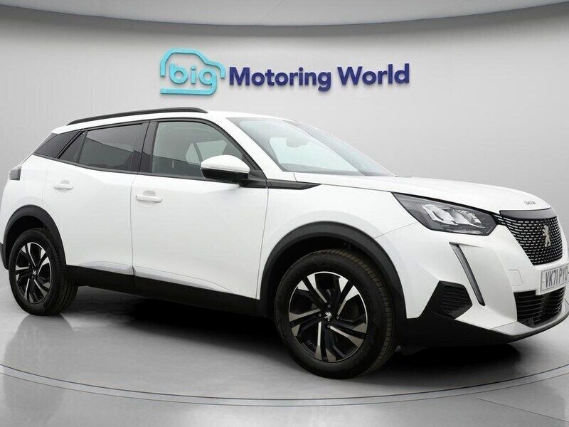White Used 2021 Peugeot 2008 Allure SUV | £12,900 (Fair price) - Image 1/4