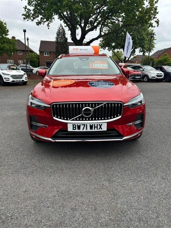 Red Used 2022 Volvo XC60 Inscription SUV | £31,992 (Good price) - Image 1/4