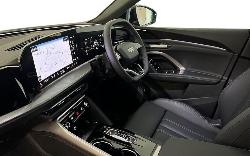 New Audi Q5 S-Line 204 HP (150 kW) 2025 SUV