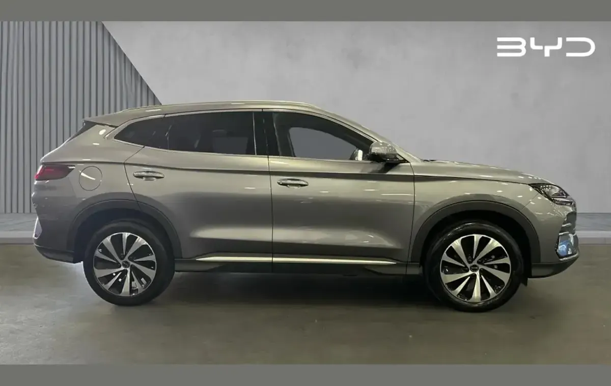 Used BYD Seal U Design 324 HP (238 kW) 2025 Grey SUV