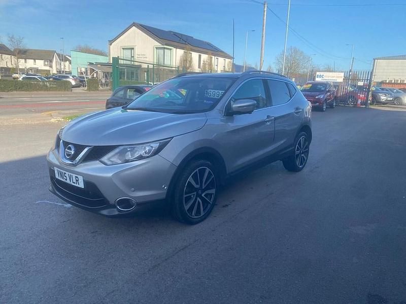 Used Nissan Qashqai S 110 HP (80 kW) 2015 Silver SUV