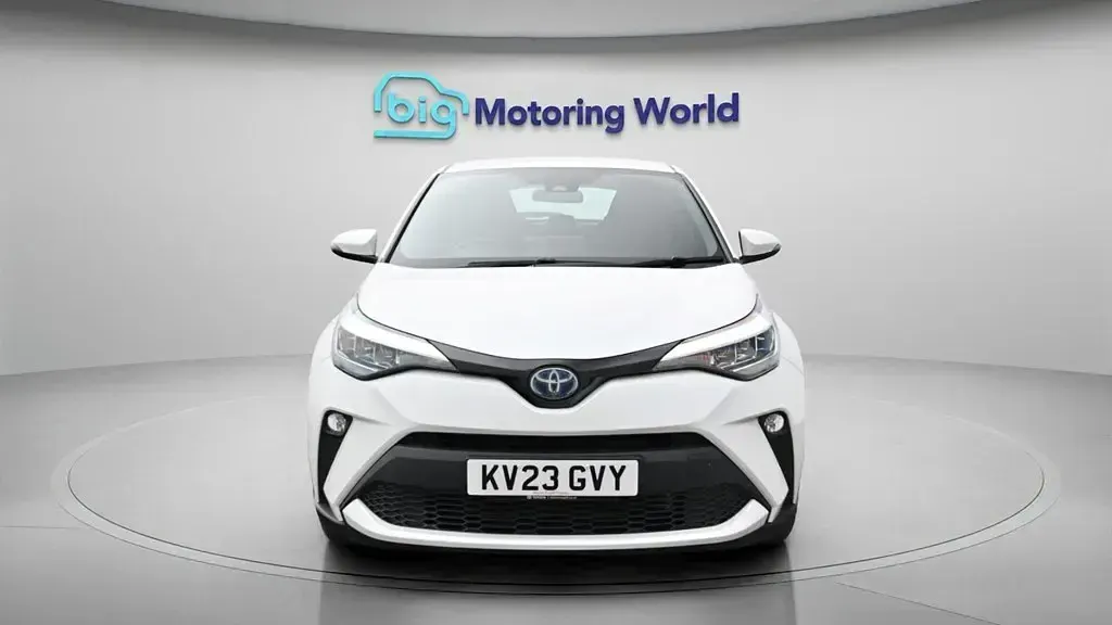 Used Toyota C-HR 122 HP (89 kW) 2023 SUV