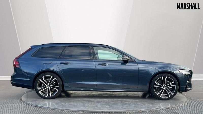 Used Volvo V90 Ultra 455 HP (334 kW) 2024 Blue Estate