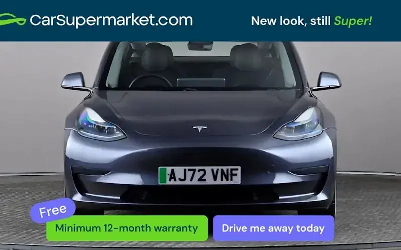 Usado Tesla Model 3 RWD 208 kW (283 HP) 2022 Cinzento Sedan
