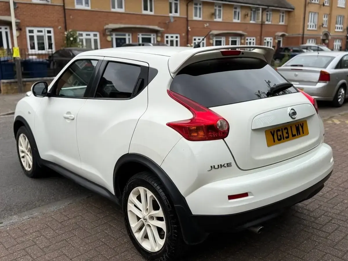Begagnad Nissan Juke Acenta 117 HK (86 kW) 2013 Vit SUV