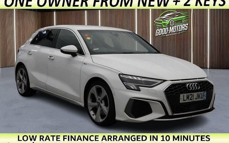 Used Audi A3 Sportback S-Line 116 HP (85 kW) 2021 White Hatchback