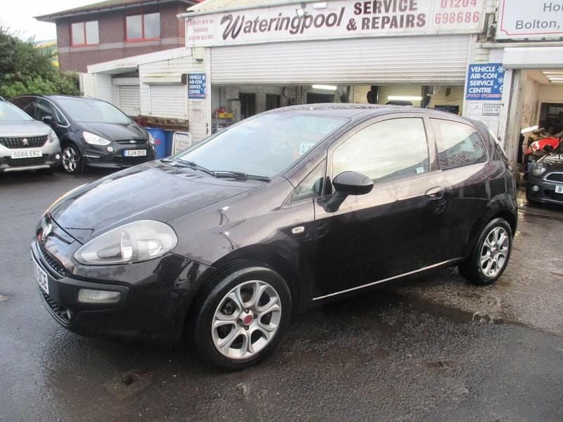 Used Fiat Punto Evo 77 HP (56 kW) 2010 Black Hatchback