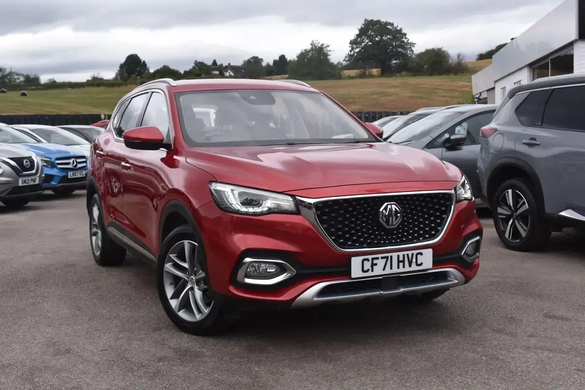 Used MG HS Excite 162 HP (119 kW) 2021 Red SUV