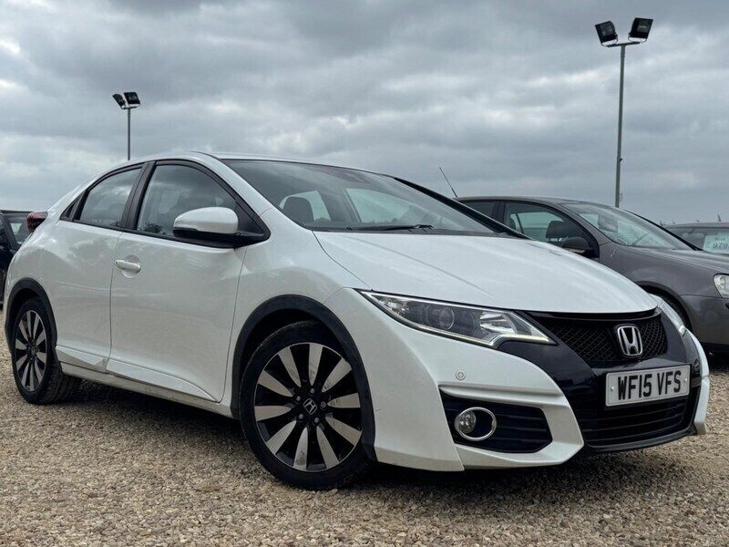 White Used 2015 Honda Civic SE Plus Hatchback | £6,081 (Fair price) - Image 1/4