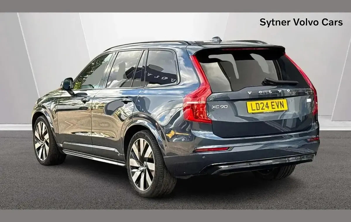 Used Volvo XC90 Ultimate 449 HP (330 kW) 2024 Blue SUV