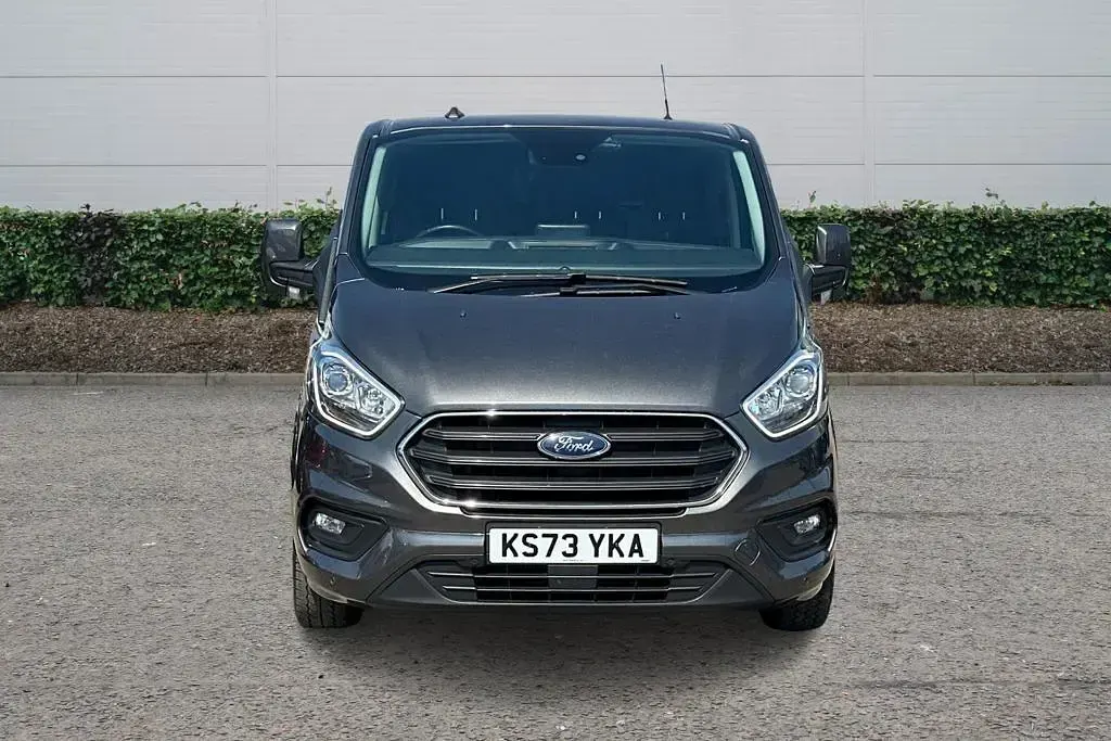 Used Ford Transit Custom Limited 130 HP (95 kW) 2023 Grey Van