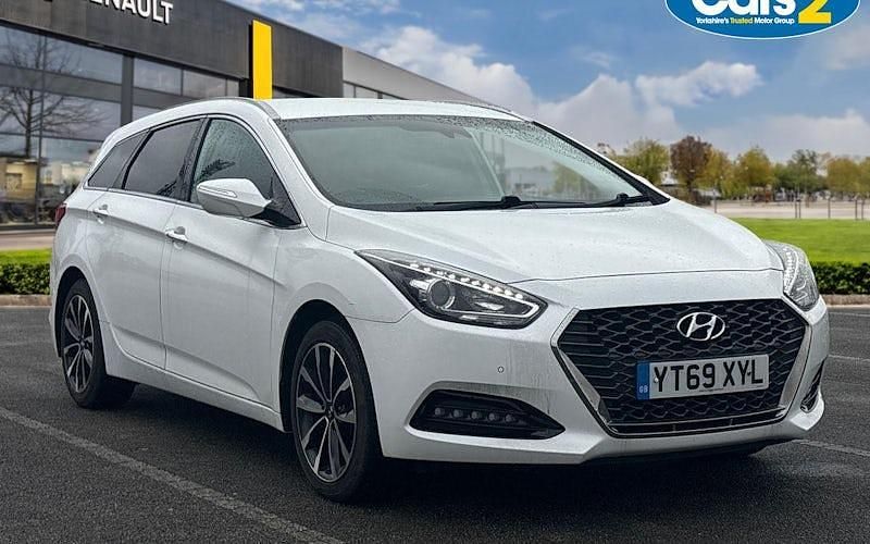 Used Hyundai i40 SE 136 HP (100 kW) 2019 White Estate
