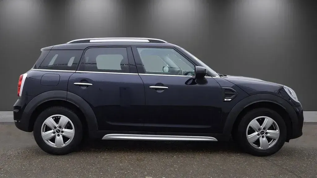 Used Mini Cooper Countryman Classic 136 HP (100 kW) 2020 Black SUV