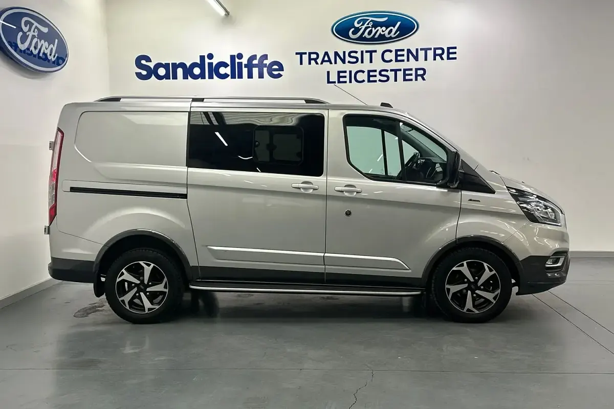 Used Ford Transit Custom Active 170 HP (125 kW) 2023 Silver