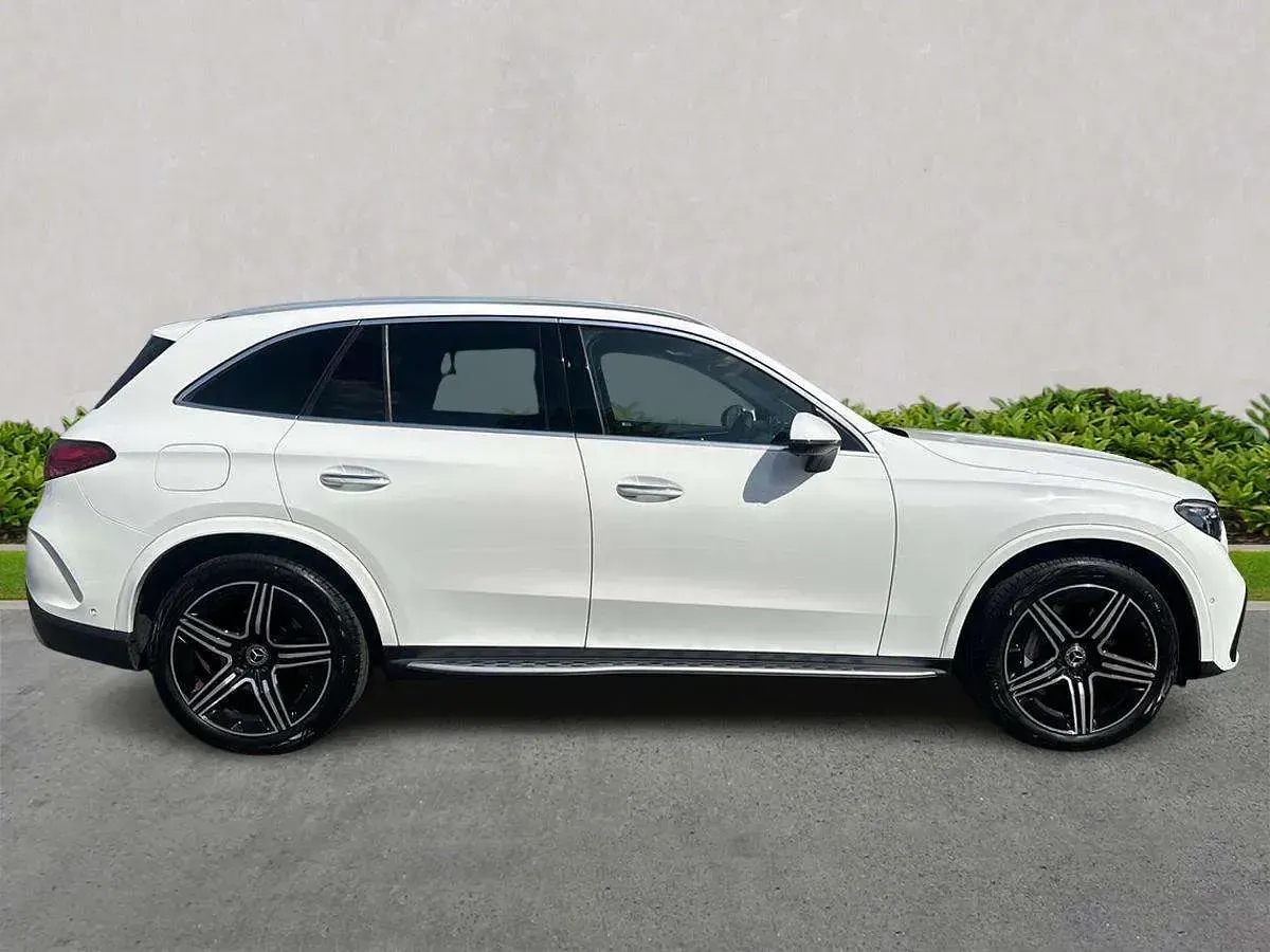 Used Mercedes GLC300 AMG Line Premium 2024 White SUV