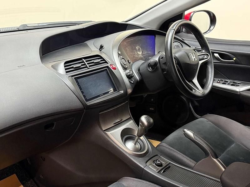 Used Honda Civic SE 2011 Red Hatchback