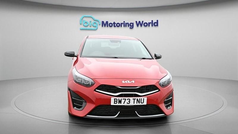 Used Kia ProCeed GT-Line 158 HP (116 kW) 2024 Red Estate